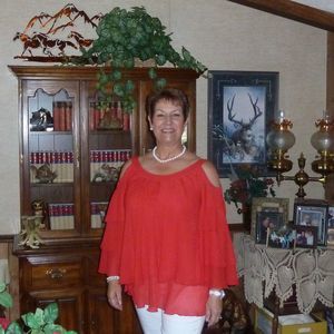 Meet your Posher, Debbie